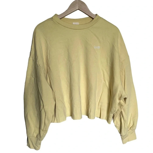 Levi's Sweaters - Levi’s • Yellow Crew Neck Crop Sweater